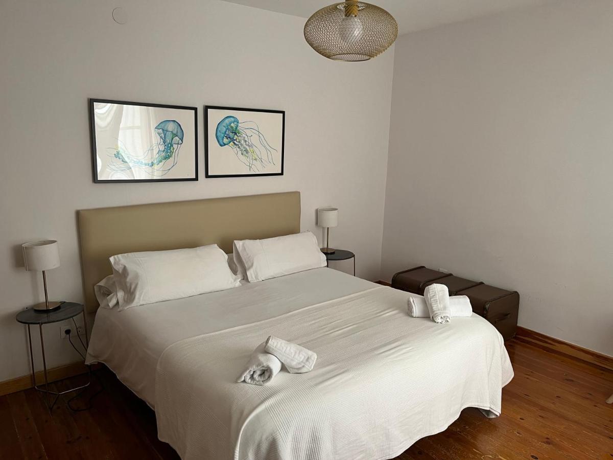 Pension Boutique Dona Urraca Burgos Exterior photo
